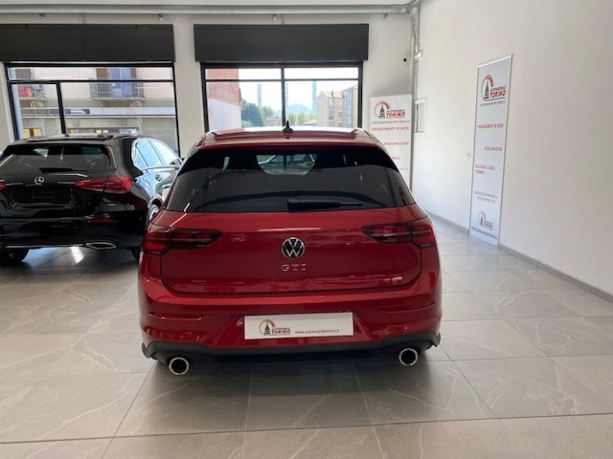 Volkswagen Golf 2.0 TSI GTI DSG (5)