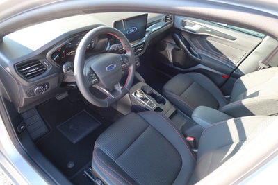 Ford Focus 1.5 EcoBlue 115 CV automatico 5p. ST-Line Style (8)
