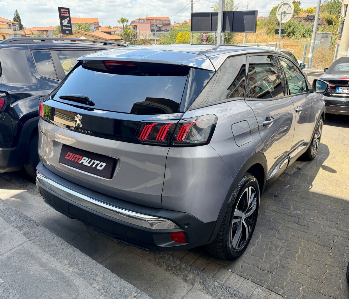 Peugeot 3008 BlueHDi 130 S&S Allure (2)