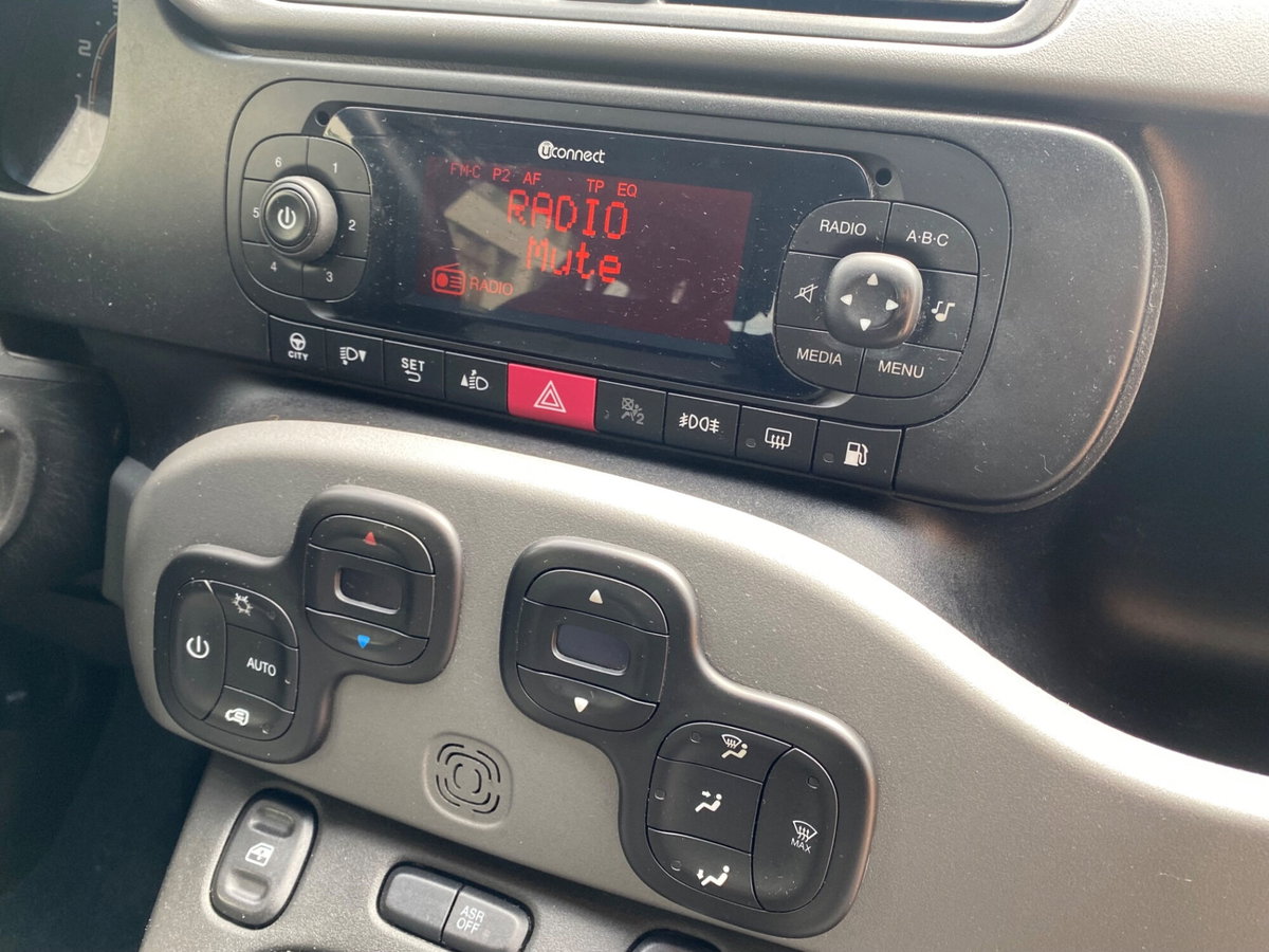 Fiat Panda 0.9 TwinAir Turbo Natural Power Lounge (9)