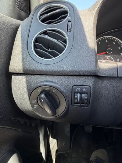 Volkswagen Golf Plus 1.4 TSI Comfortline (17)