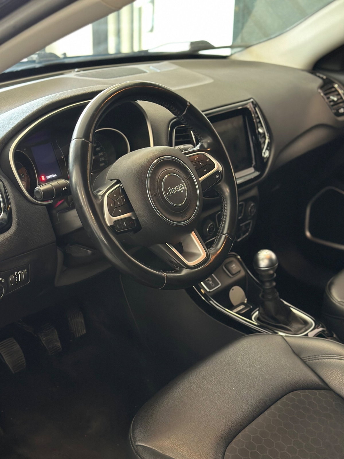 Jeep Compass 1.6 Multijet II 2WD Night Eagle (11)