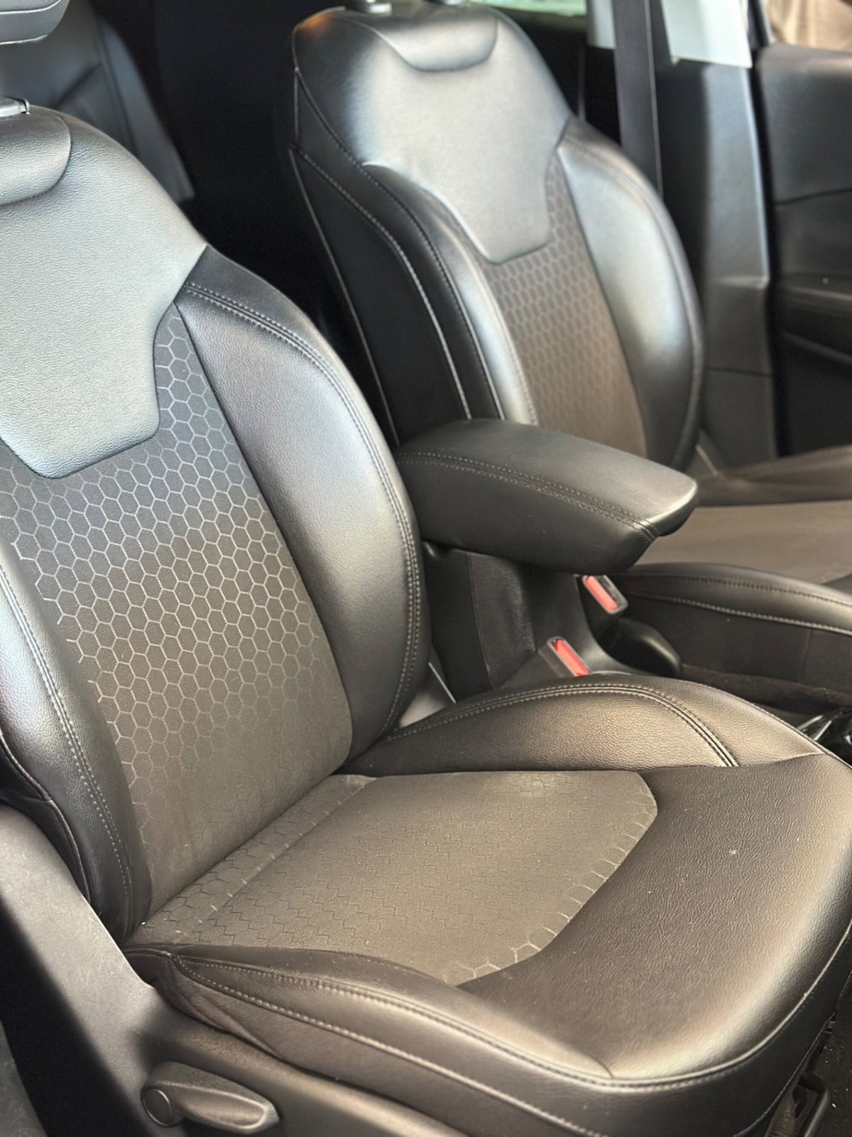 Jeep Compass 1.6 Multijet II 2WD Night Eagle (7)