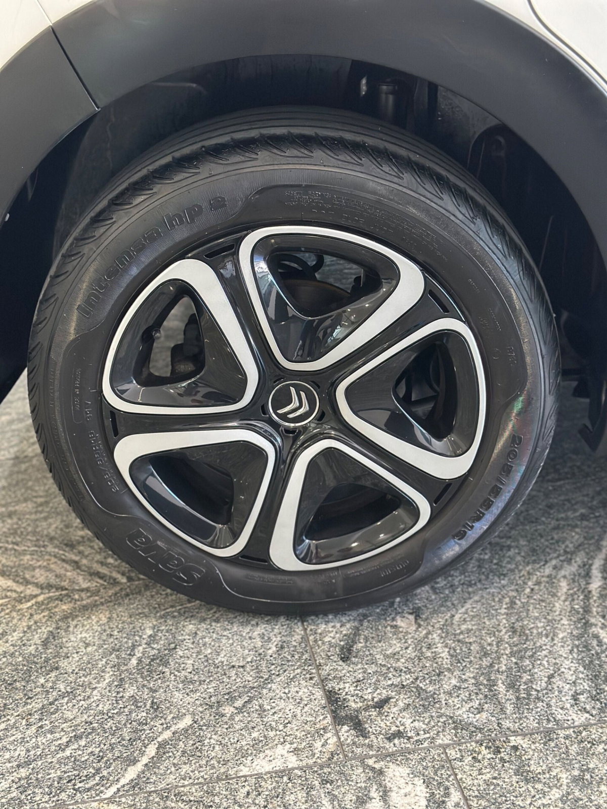 Citroen C3 BlueHDi 100 S&S Shine (13)