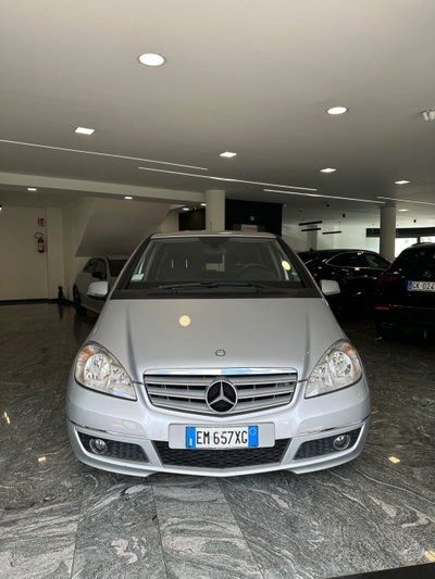 Mercedes-Benz Classe A 180 CDI Elegance (2)