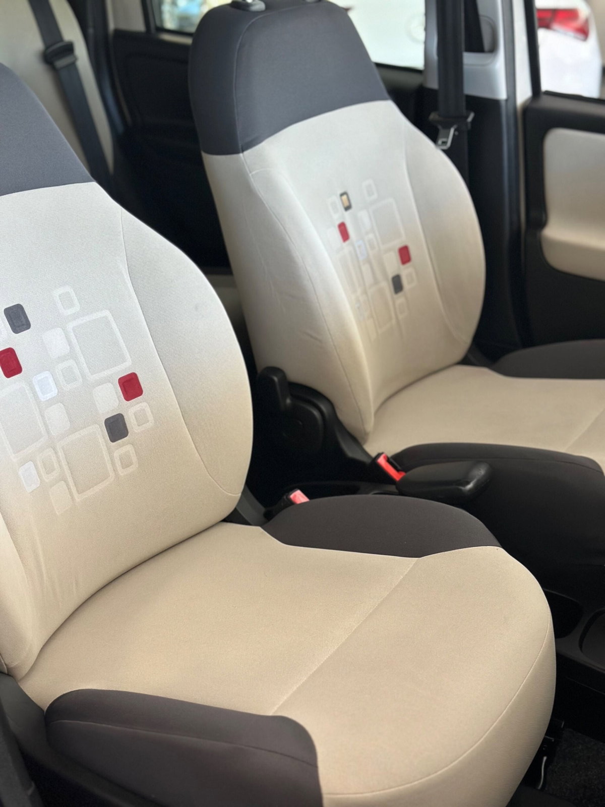 Fiat Panda 0.9 TwinAir Turbo Natural Power Lounge (12)