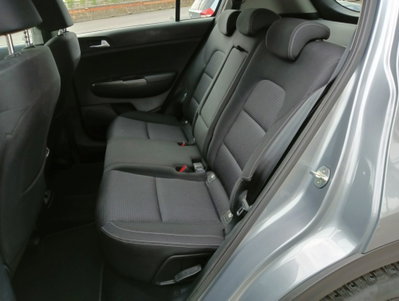 Kia Sportage 1.6 CRDI 136 DCT7 2WD Mild Hybrid GT Line 30th Ann. (13)
