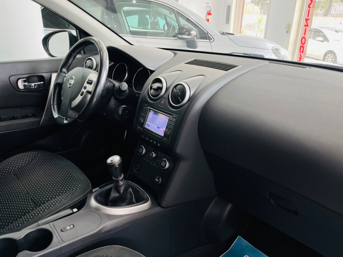 Nissan Qashqai 1.5 dCi DPF n-tec (10)