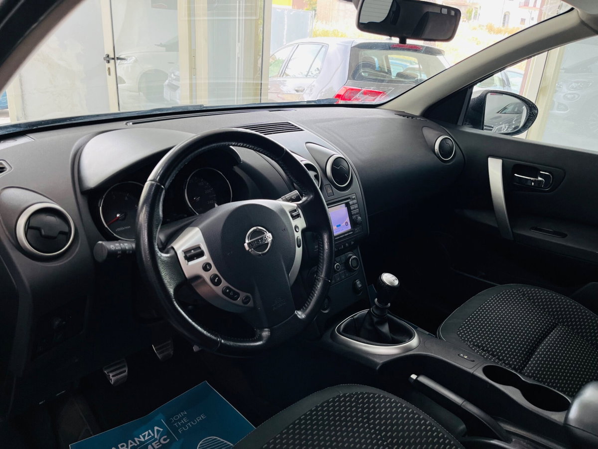 Nissan Qashqai 1.5 dCi DPF n-tec (8)