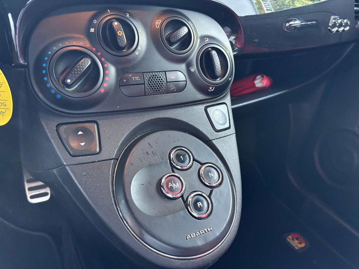 Abarth 500 1.4 Turbo T-Jet MTA Custom (15)
