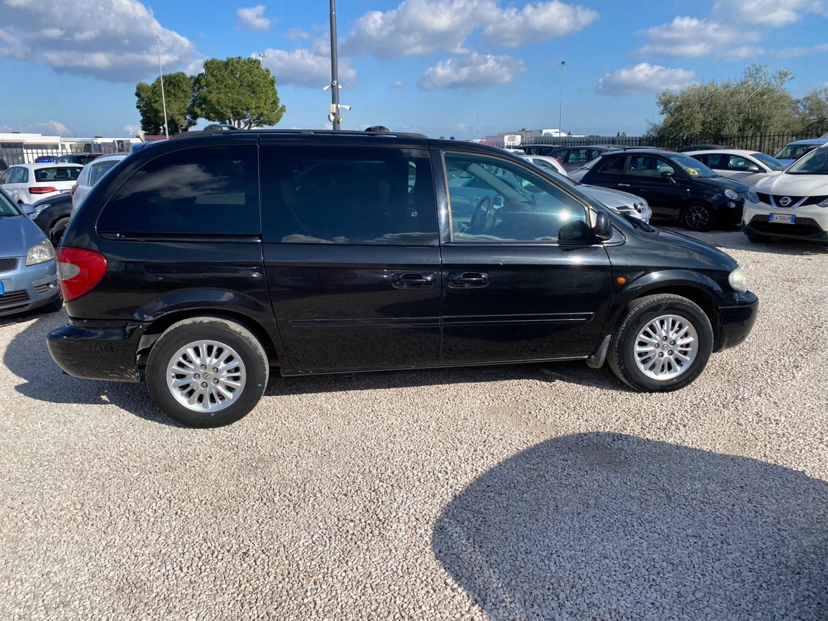 Chrysler Voyager 2.5 CRD cat LX Leather (6)