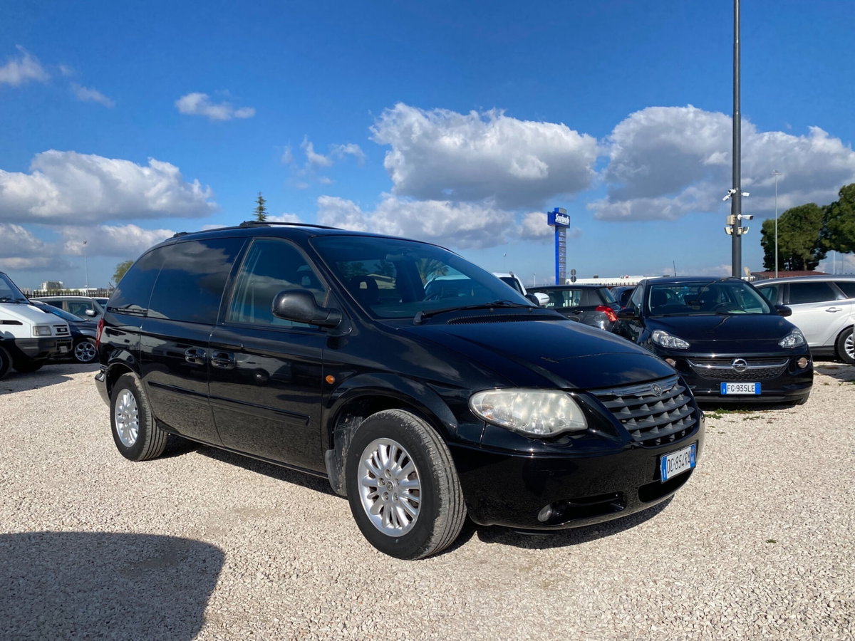 Chrysler Voyager 2.5 CRD cat LX Leather (7)