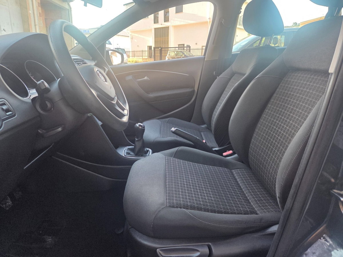 Volkswagen Polo 1.4 TDI 5p. Comfortline BlueMotion Technology (15)