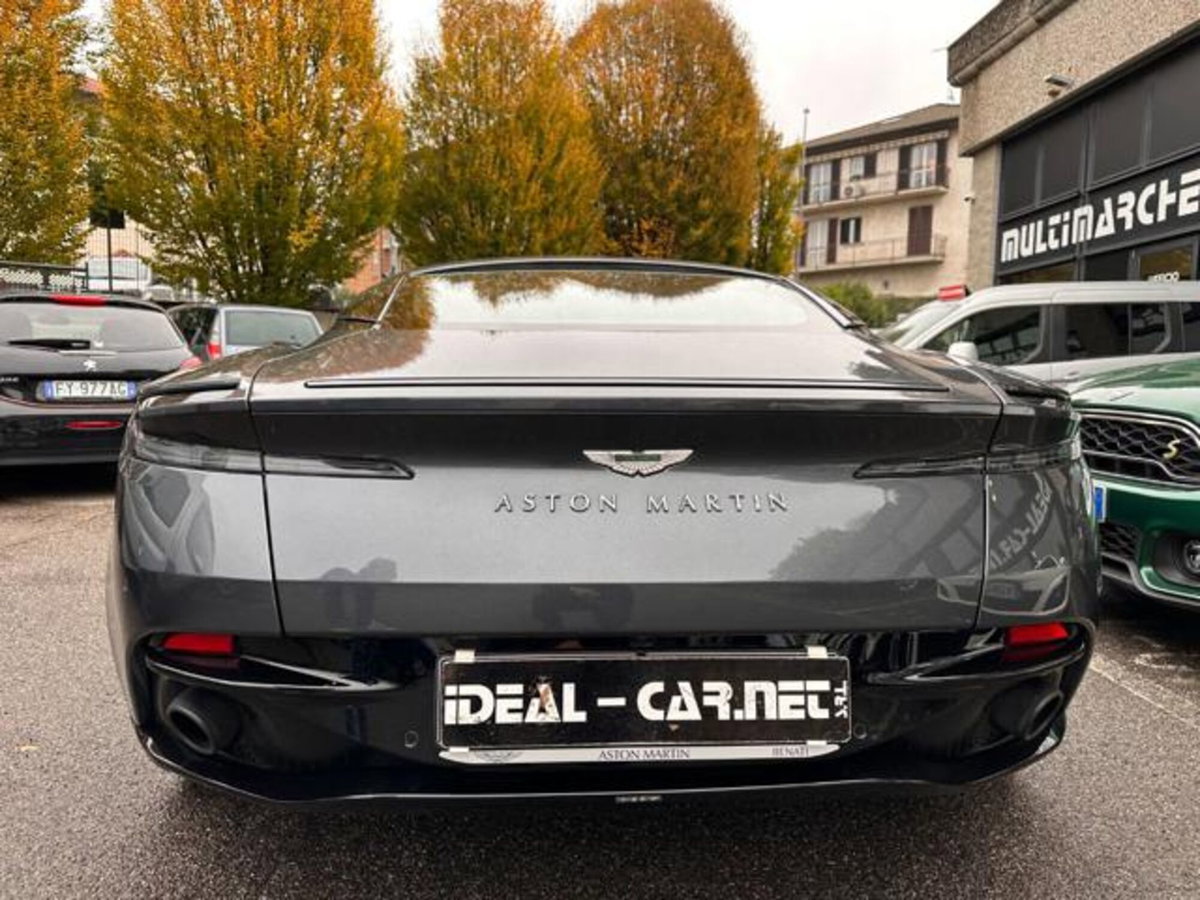 Aston Martin DB11 DB11 V8 Coupé (5)