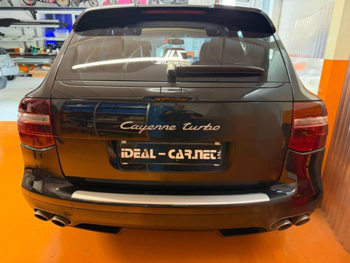 Porsche Cayenne 4.8 Turbo (5)