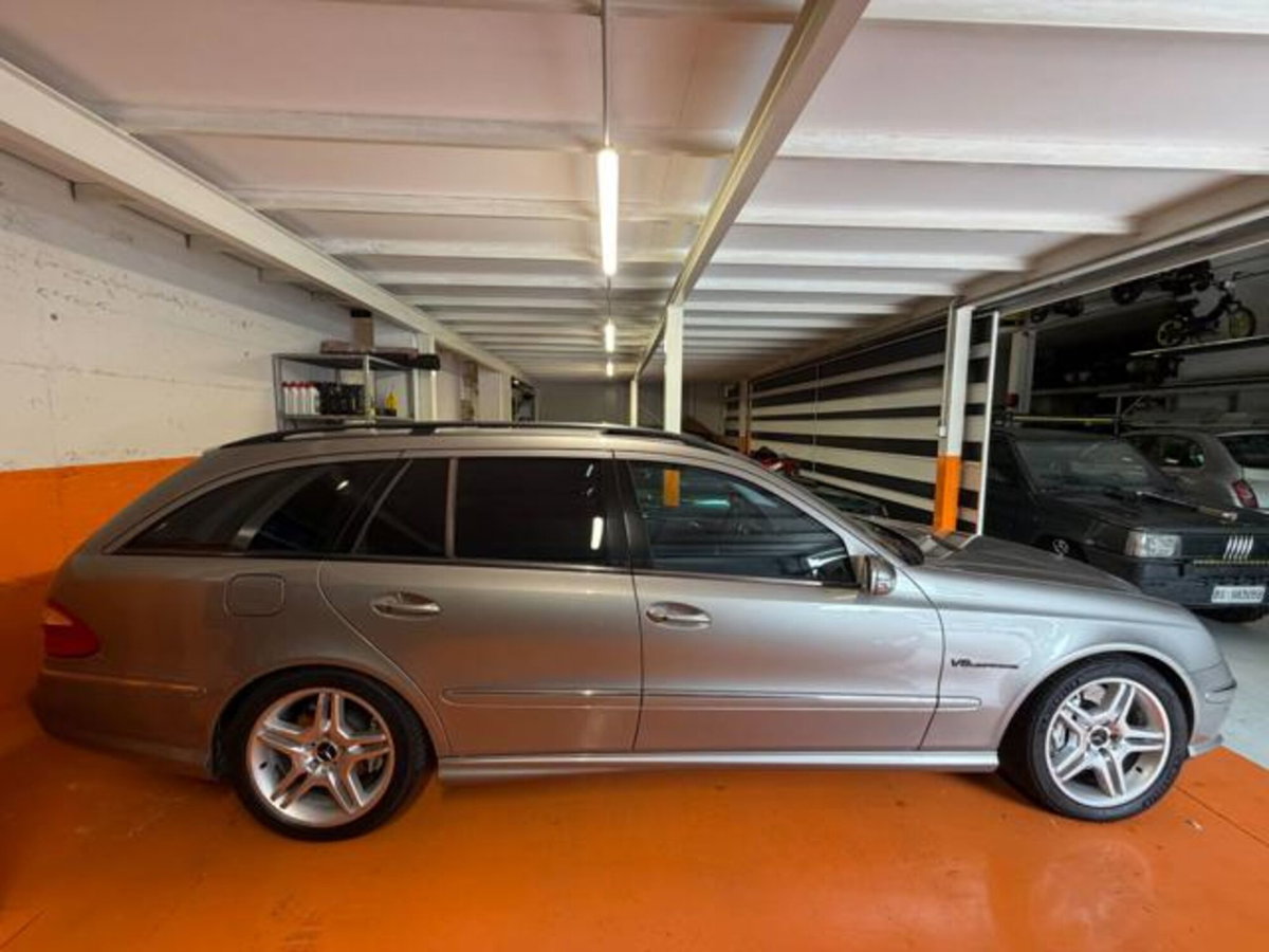 Mercedes-Benz Classe E Station Wagon 55 Kompressor cat AMG (2)