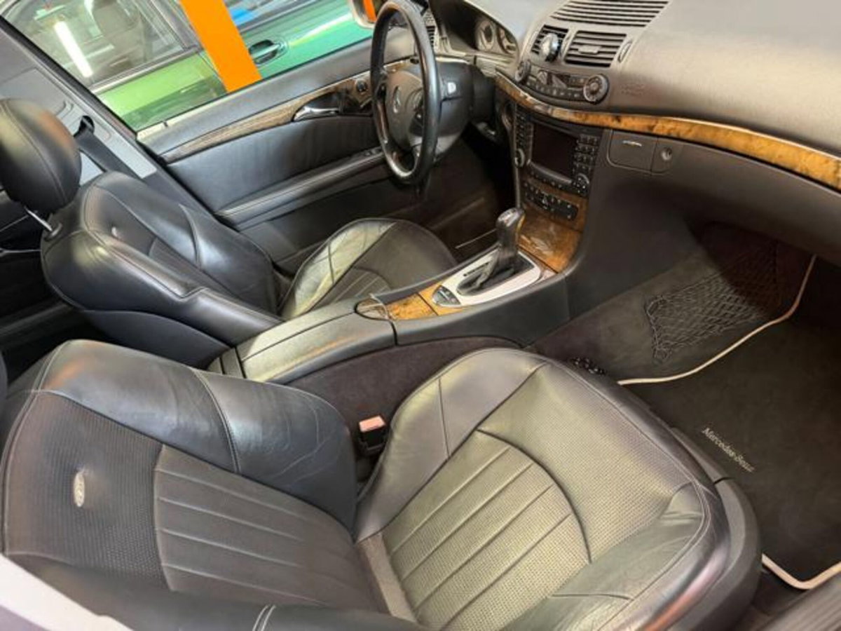 Mercedes-Benz Classe E Station Wagon 55 Kompressor cat AMG (6)