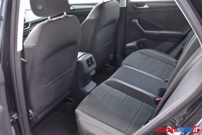 Volkswagen T-Roc 2.0 tdi Style 4motion 150cv dsg (12)