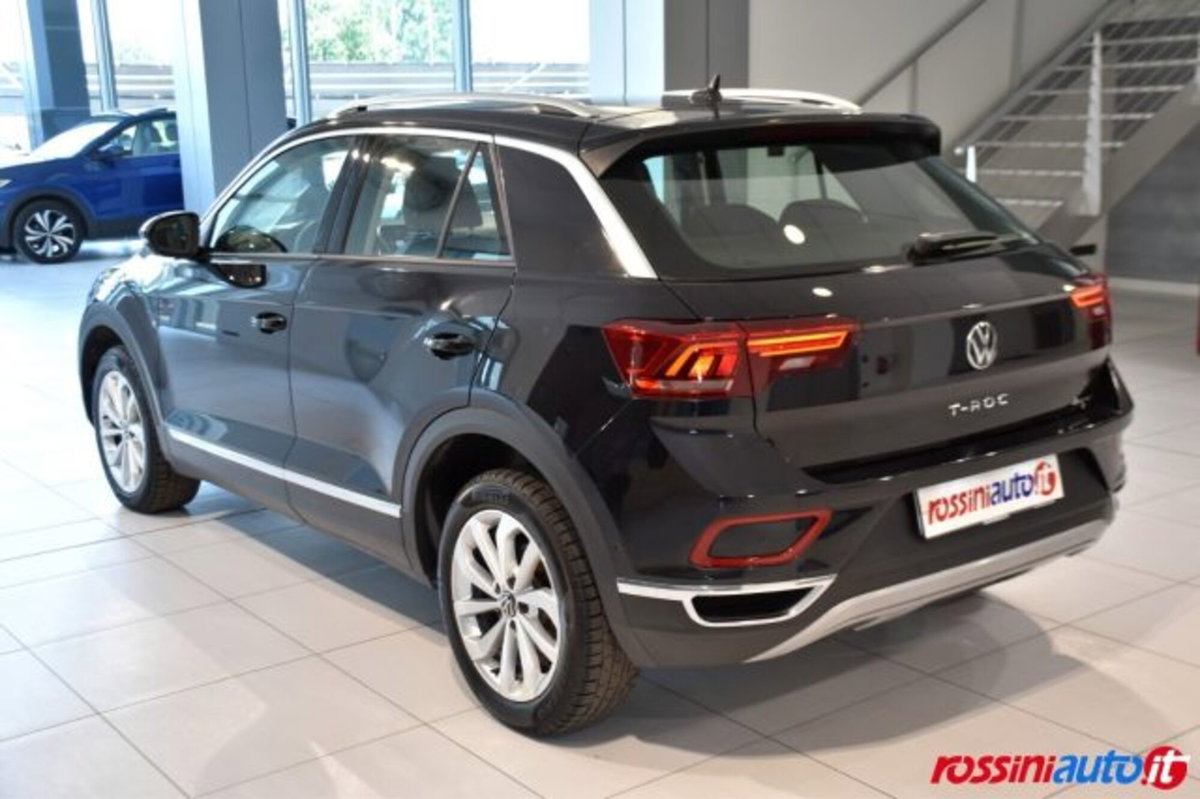 Volkswagen T-Roc 2.0 tdi Style 4motion 150cv dsg (3)
