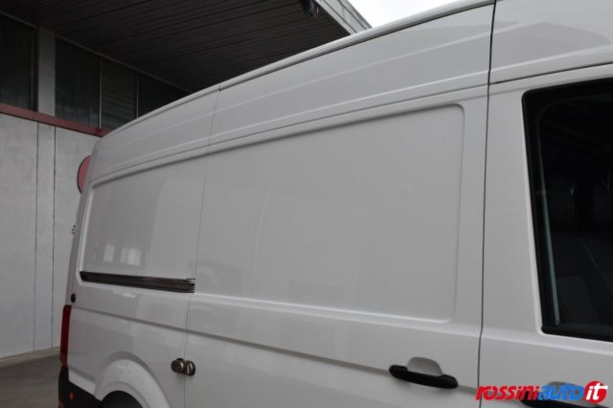 Volkswagen Veicoli Commerciali Crafter Furgone 35 2.0 tdi 140cv L3H3 Logistic auto (18)