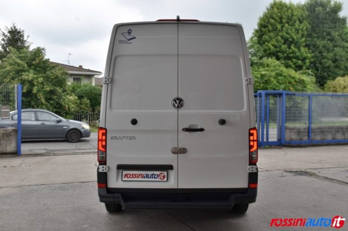 Volkswagen Veicoli Commerciali Crafter Furgone 35 2.0 tdi 140cv L3H3 Logistic auto (4)