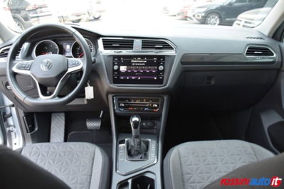 Volkswagen Tiguan 2.0 tdi Life 150cv dsg (10)