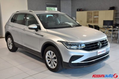Volkswagen Tiguan 2.0 tdi Life 150cv dsg (7)