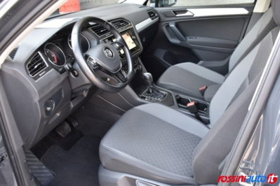 Volkswagen Tiguan 2.0 tdi R-Line 150cv dsg (11)