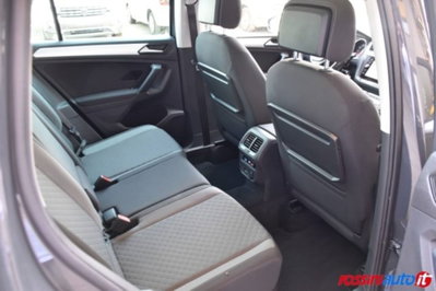 Volkswagen Tiguan 2.0 tdi R-Line 150cv dsg (13)