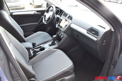 Volkswagen Tiguan 2.0 tdi R-Line 150cv dsg (14)