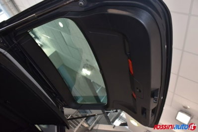 Volkswagen Tiguan 2.0 tdi R-Line 150cv dsg (18)