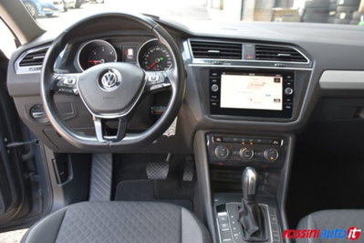 Volkswagen Tiguan 2.0 tdi R-Line 150cv dsg (9)