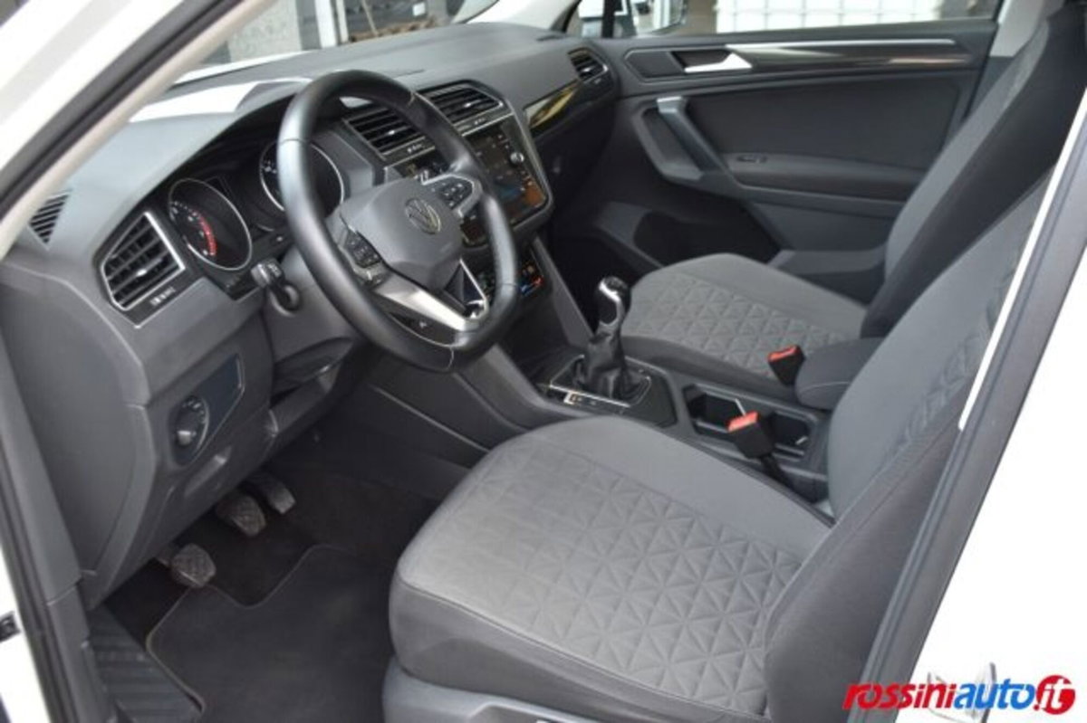 Volkswagen Tiguan 1.5 TSI 150 CV ACT Life (11)