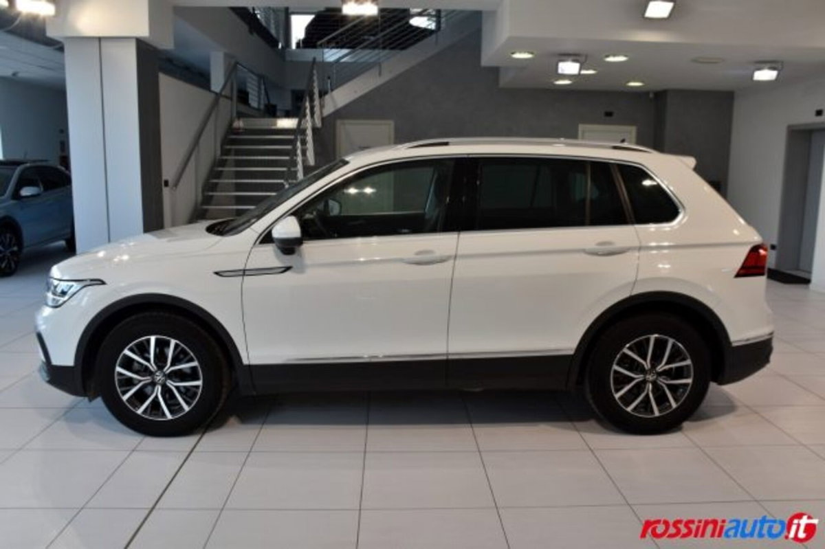 Volkswagen Tiguan 1.5 TSI 150 CV ACT Life (2)