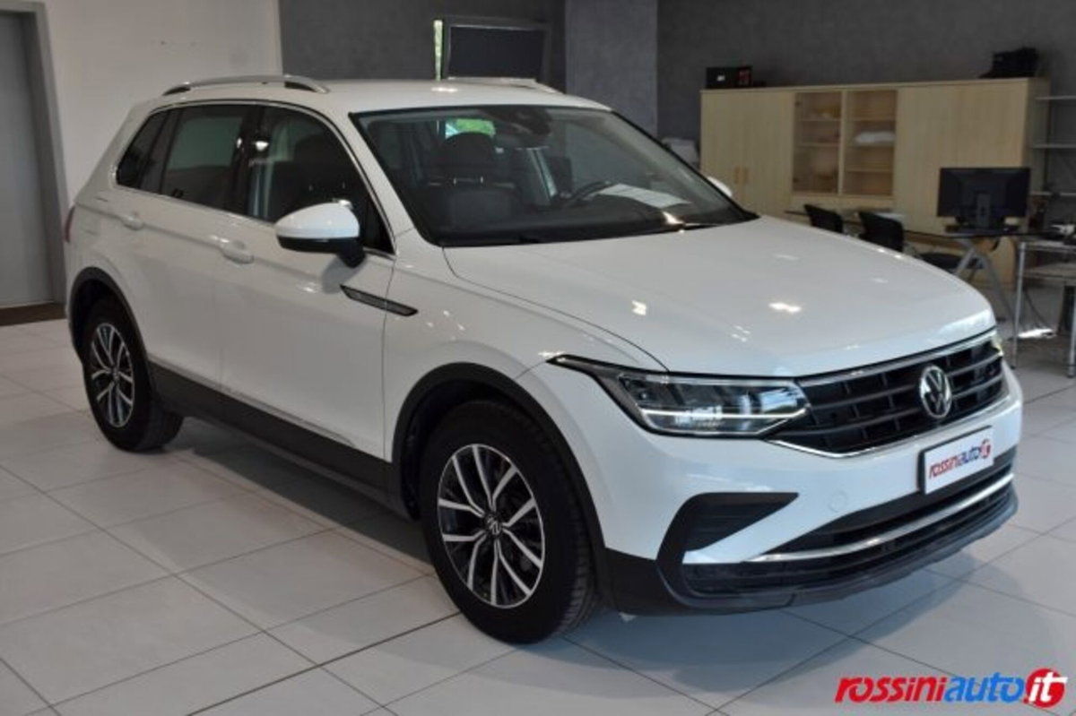 Volkswagen Tiguan 1.5 TSI 150 CV ACT Life (7)