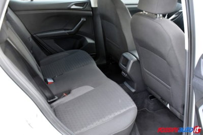 Volkswagen T-Cross 1.0 TSI 110 CV DSG Style (13)