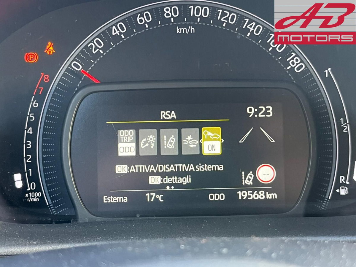 Toyota Aygo X 1.0 Trend 72cv (16)