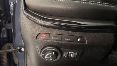 Jeep Compass 1.3 turbo t4 phev Trailhawk 4xe auto (7)