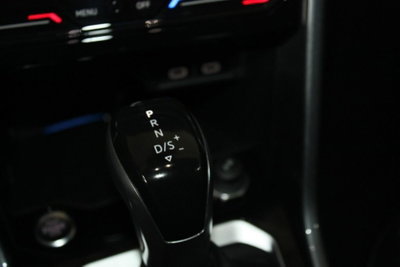 Volkswagen T-Roc 1.5 tsi Style dsg (16)
