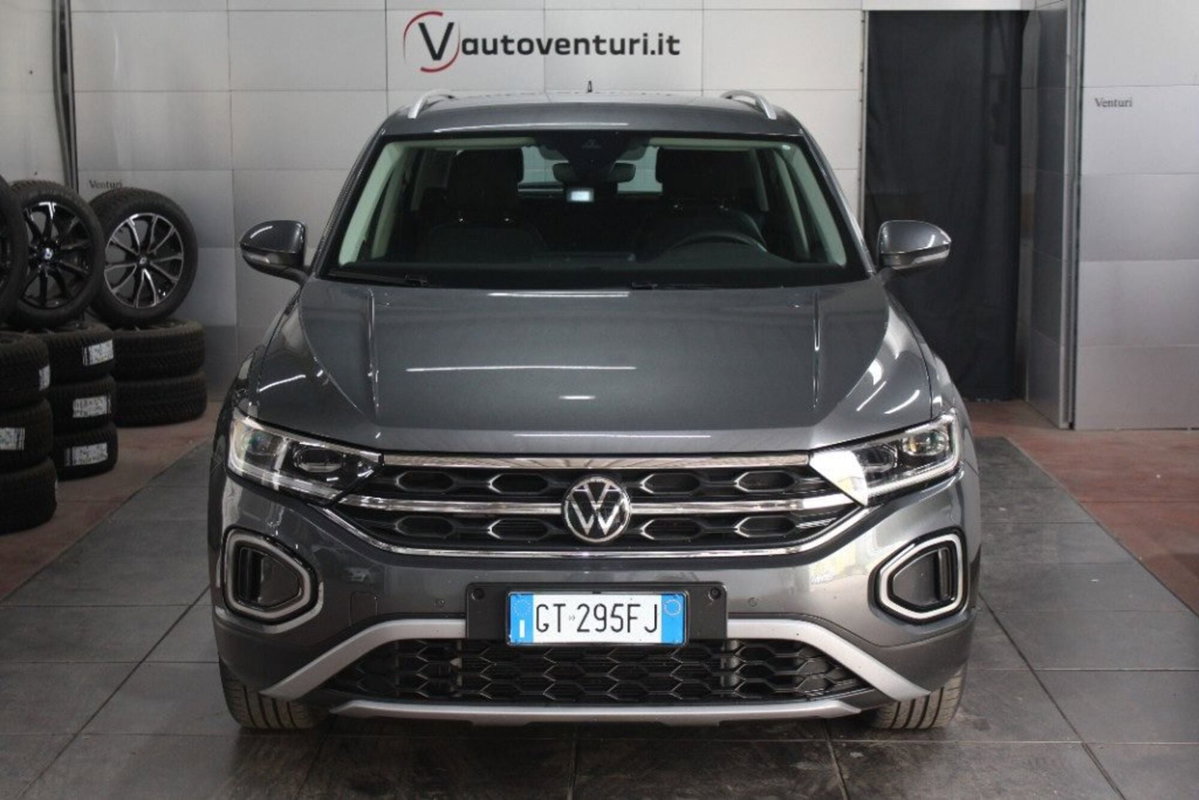 Volkswagen T-Roc 1.5 tsi Style dsg (2)
