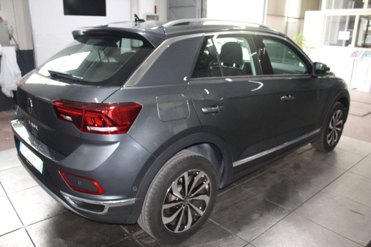 Volkswagen T-Roc 1.5 tsi Style dsg (7)
