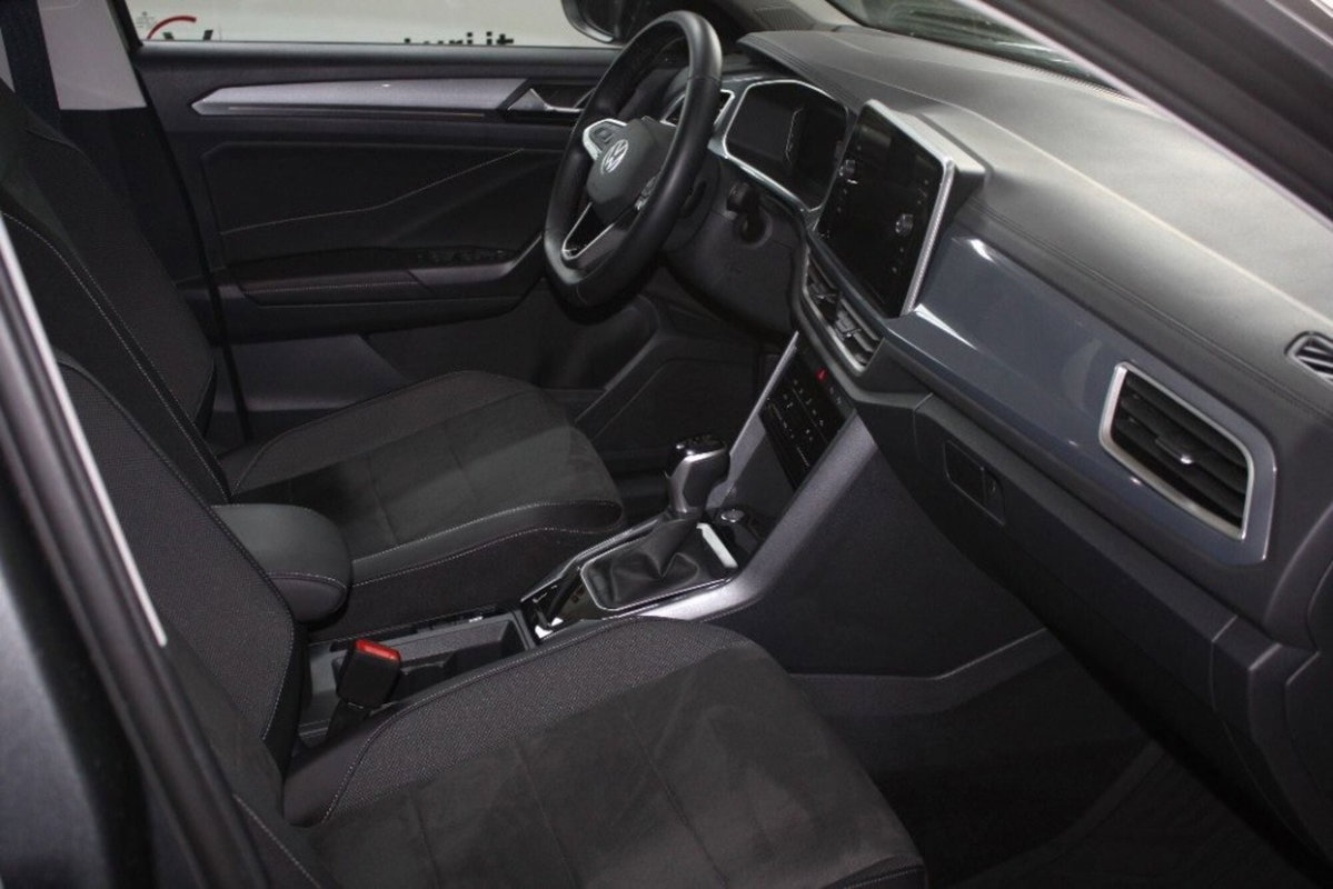 Volkswagen T-Roc 1.5 tsi Style dsg (8)