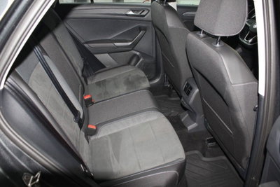 Volkswagen T-Roc 1.5 tsi Style dsg (9)