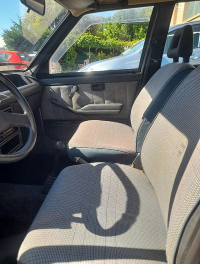 Fiat Uno 60 5 porte S (9)