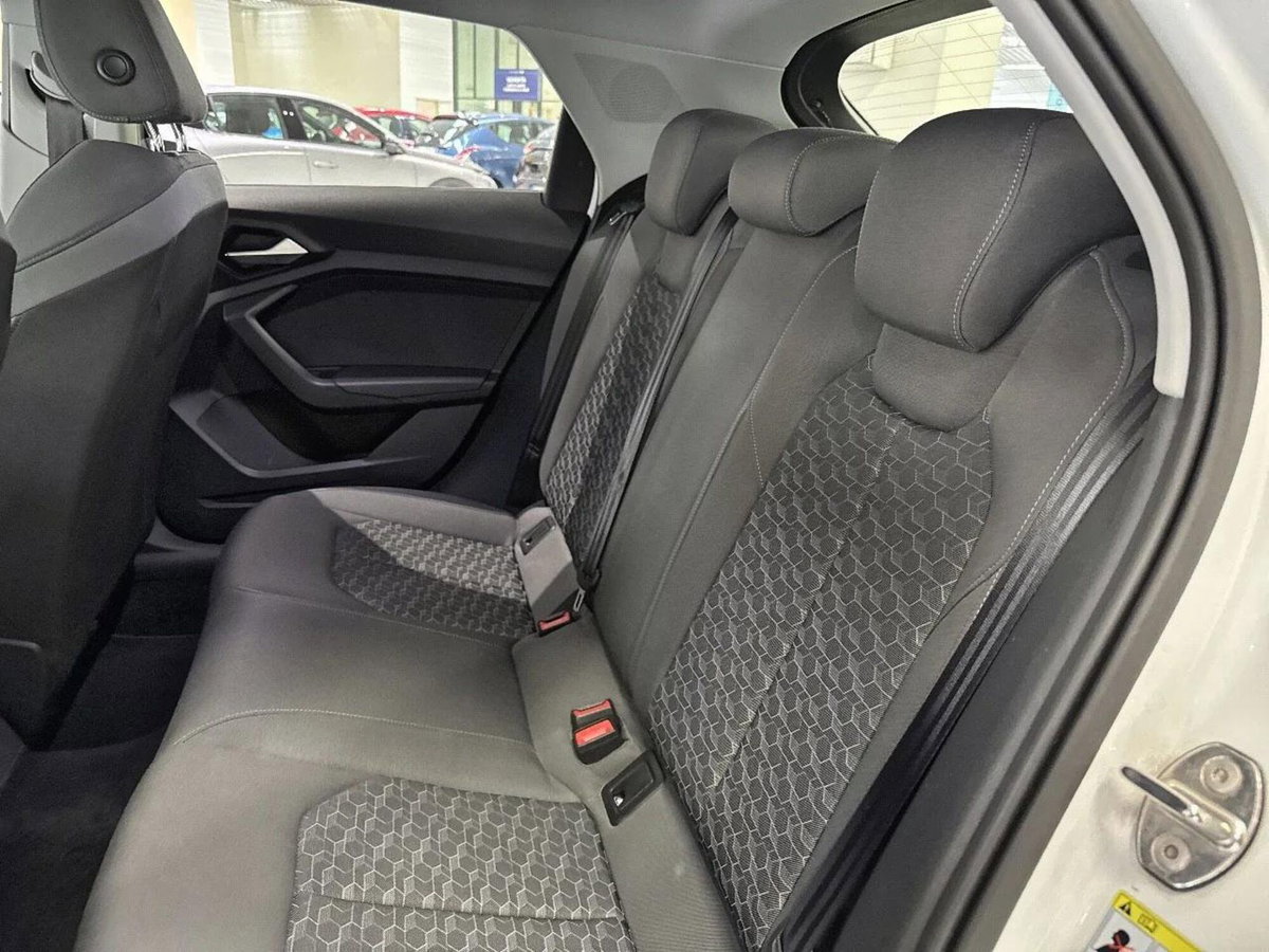 Audi A1 Sportback 30 TFSI Admired (12)