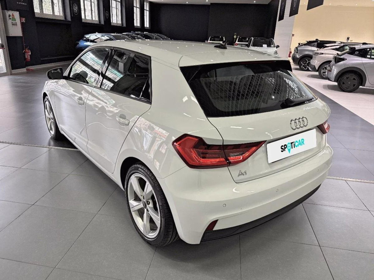 Audi A1 Sportback 30 TFSI Admired (4)