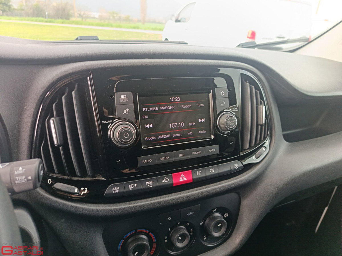 Fiat Doblò cargo combi N1 1.3 mjt 95cv CH1 Lounge S&S (18)