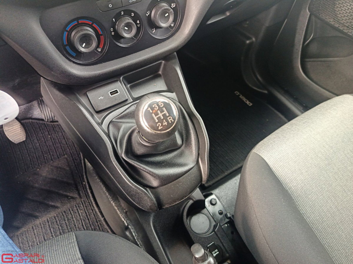 Fiat Doblò cargo combi N1 1.3 mjt 95cv CH1 Lounge S&S (20)