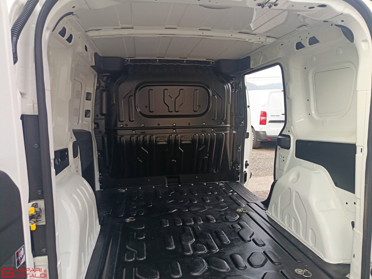 Fiat Doblò cargo combi N1 1.3 mjt 95cv CH1 Lounge S&S (7)