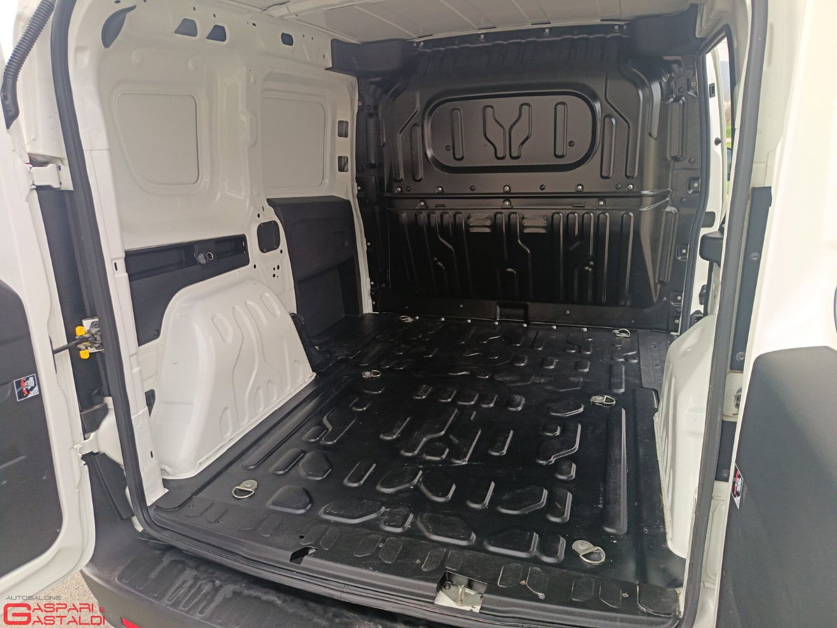 Fiat Doblò cargo combi N1 1.3 mjt 95cv CH1 Lounge S&S (8)